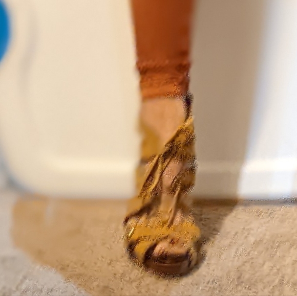 Platforms - Picture 4 of 4